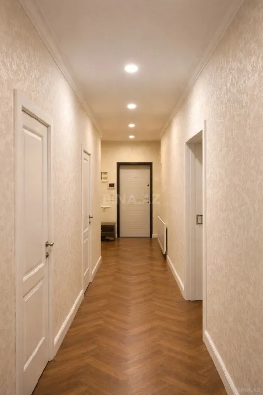Satılır 5 otaqlı mənzil 320 m²