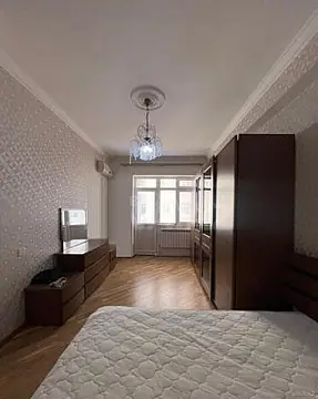 Kirayə verilir 3 otaqlı mənzil 110 m²