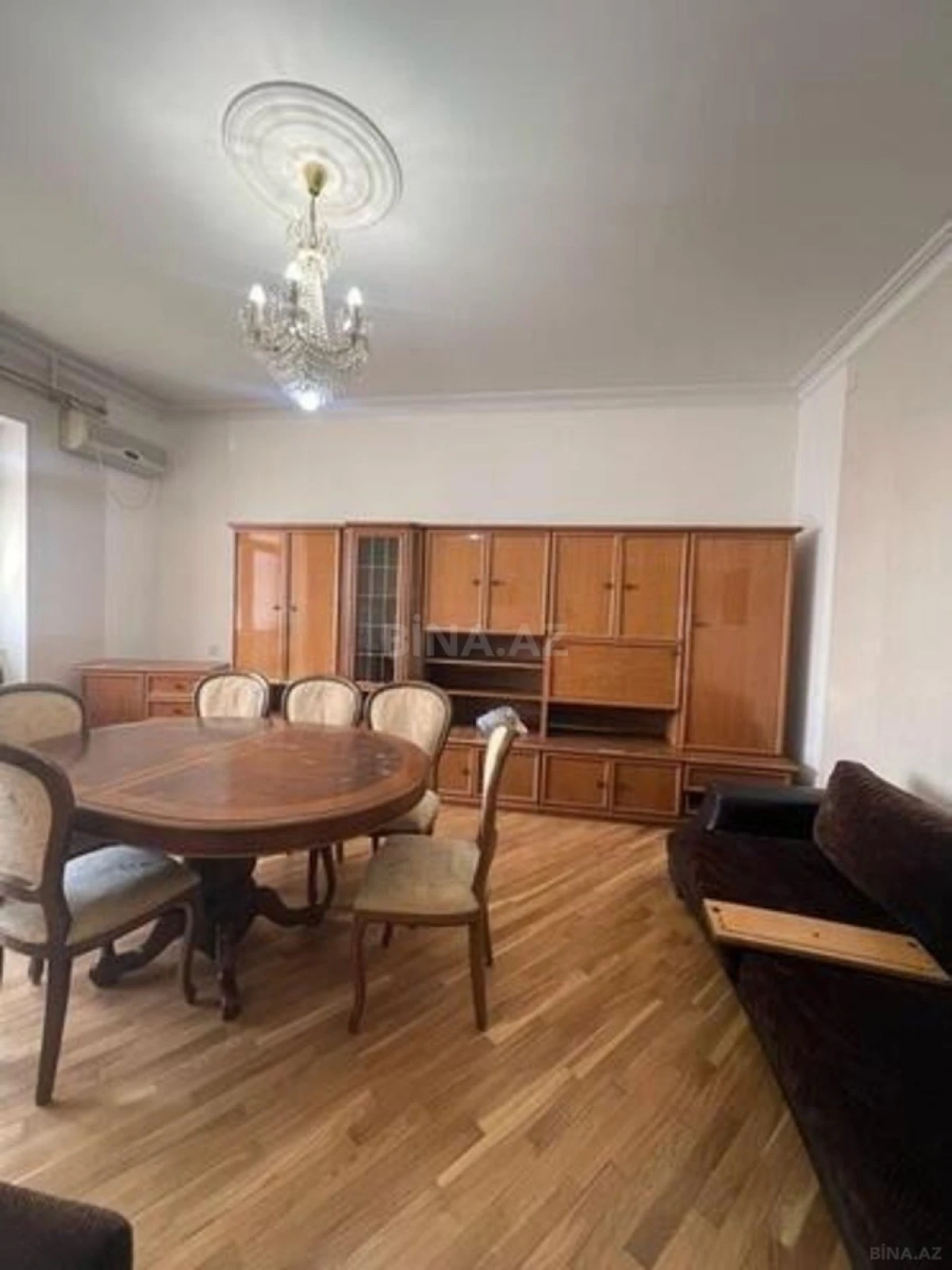Kirayə verilir 3 otaqlı mənzil 110 m²