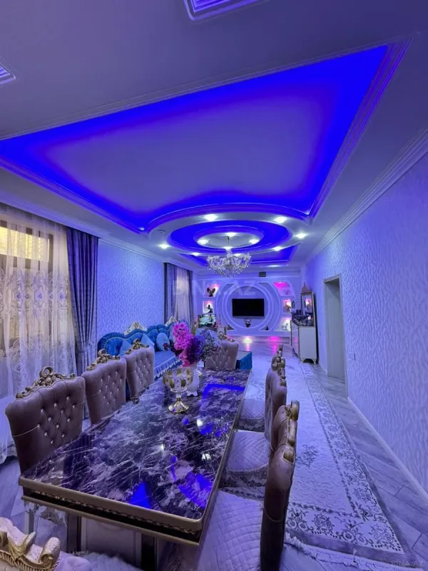Satılır 9 otaqlı həyət evi 360 m²