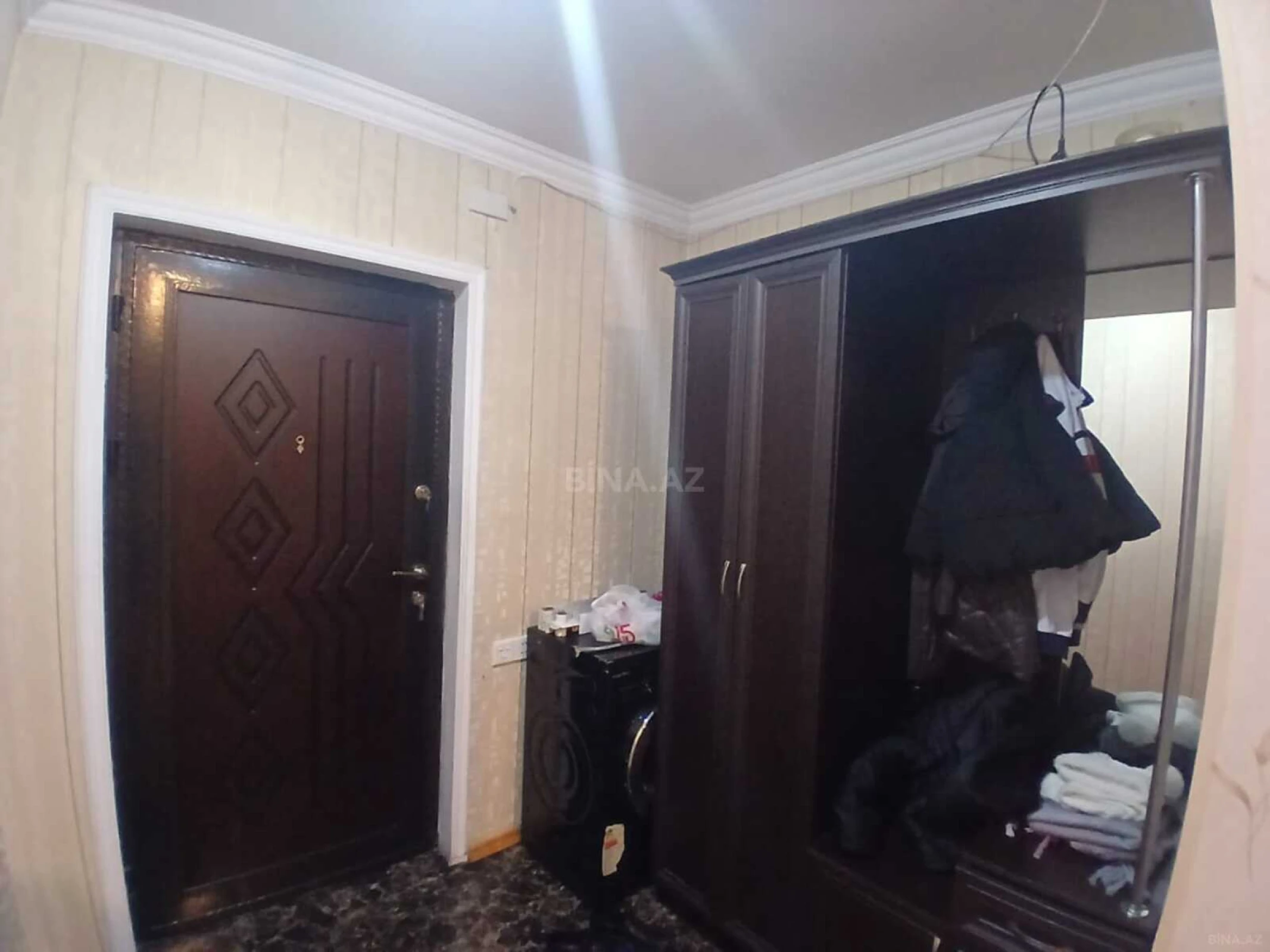 Satılır 2 otaqlı mənzil 67 m²