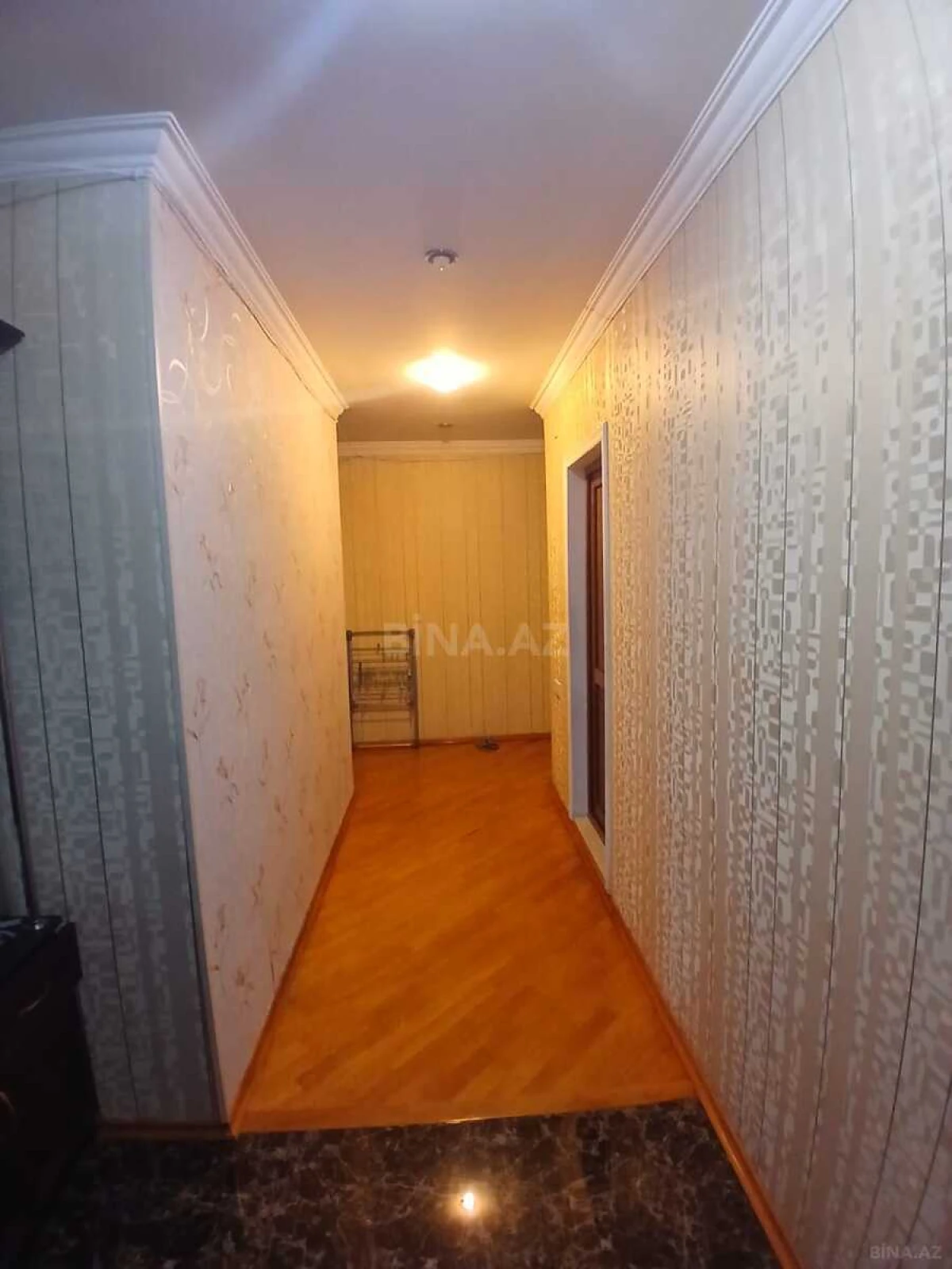 Satılır 2 otaqlı mənzil 67 m²