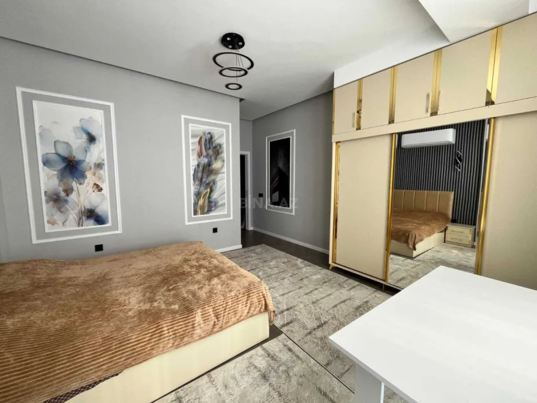 Kirayə verilir 3 otaqlı mənzil 115 m²