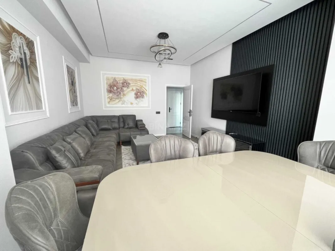 Kirayə verilir 3 otaqlı mənzil 115 m²