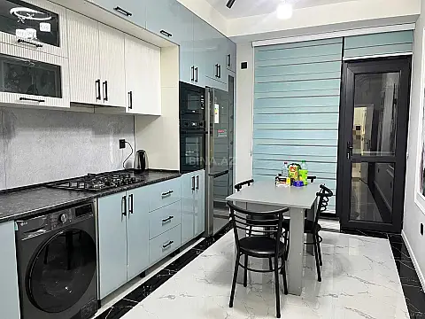 Kirayə verilir 3 otaqlı mənzil 115 m²