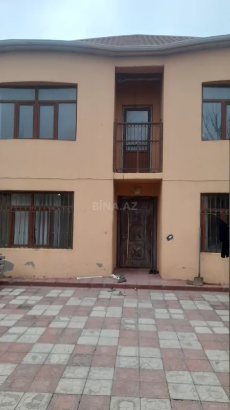 Satılır 7 otaqlı həyət evi 220 m²
