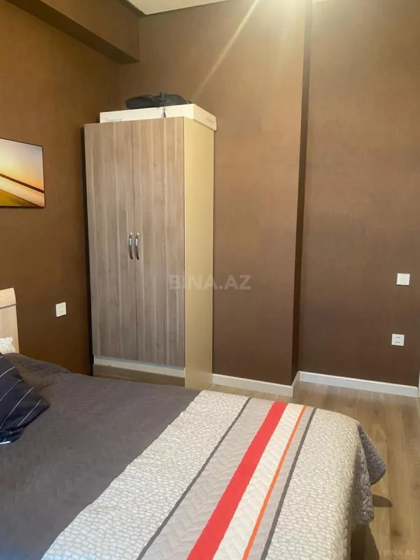 Satılır 3 otaqlı mənzil 82.3 m²