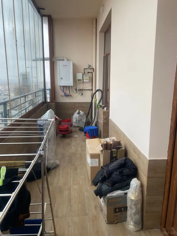 Satılır 3 otaqlı mənzil 82.3 m²