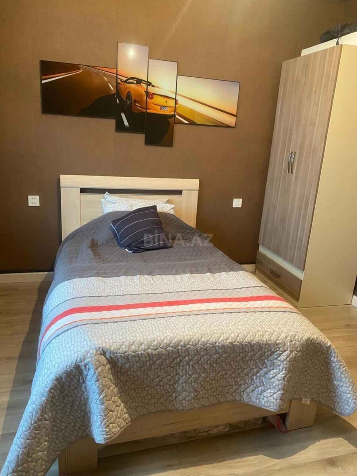 Satılır 3 otaqlı mənzil 82.3 m²