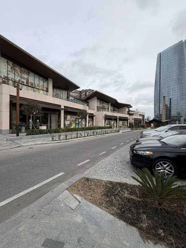 Satılır 2 otaqlı mənzil 70 m²