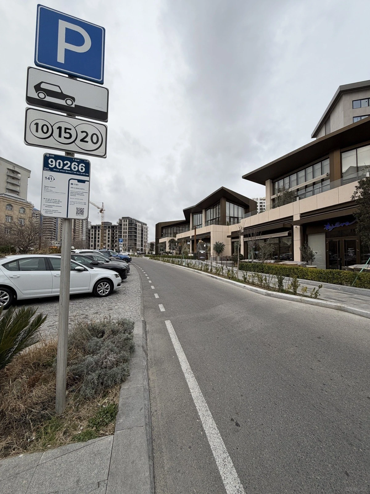 Satılır 2 otaqlı mənzil 70 m²