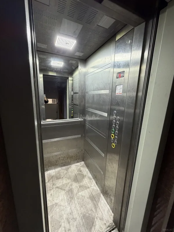 Satılır 2 otaqlı mənzil 70 m²