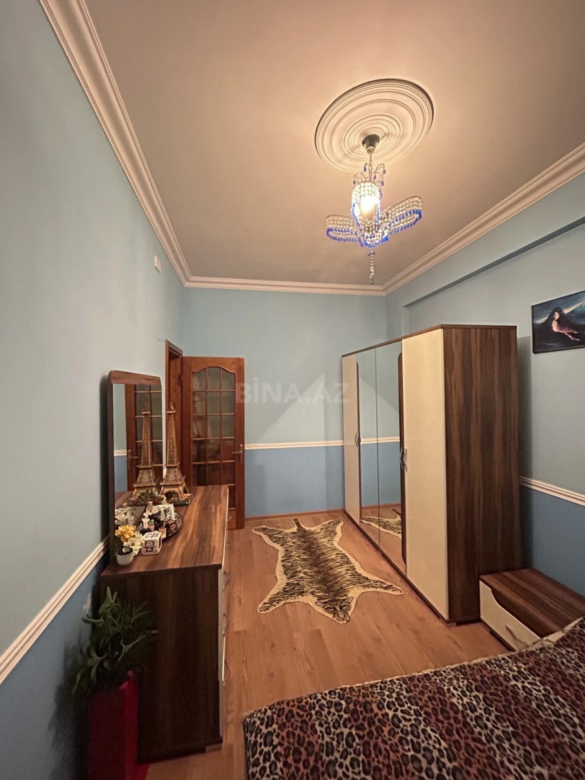 Satılır 2 otaqlı mənzil 96 m²