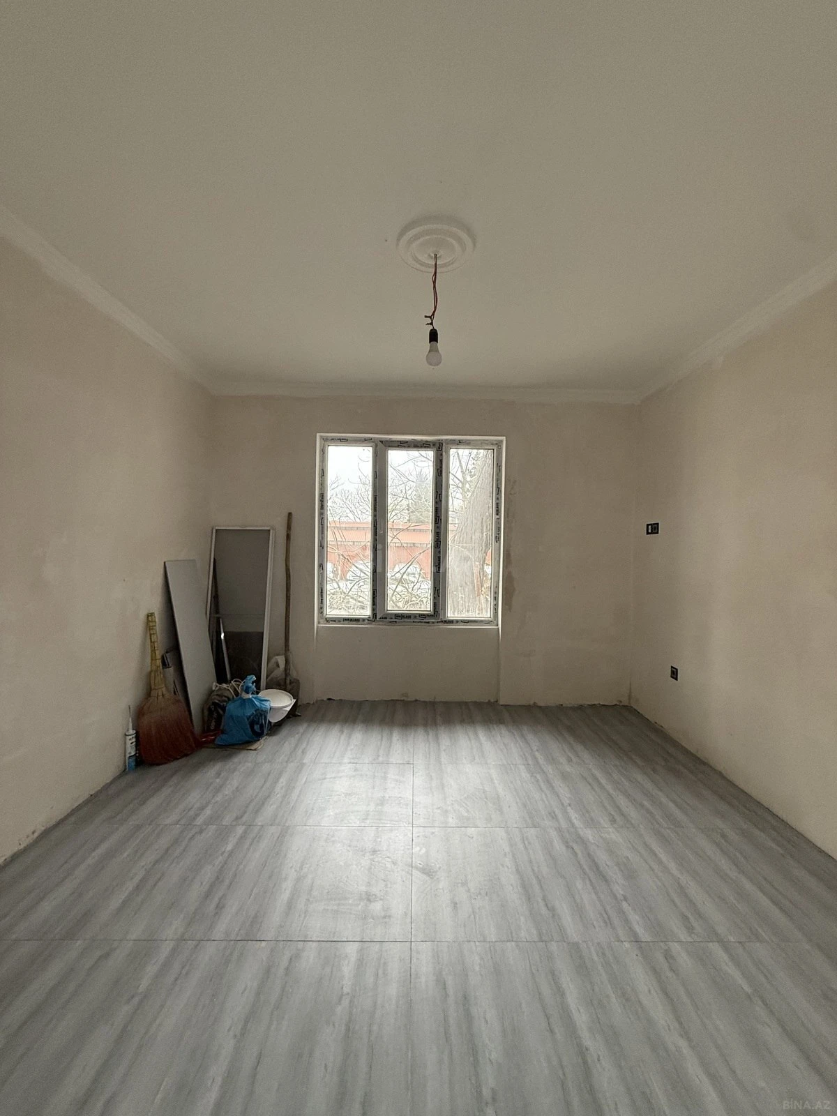 Satılır 1 otaqlı mənzil 20 m²