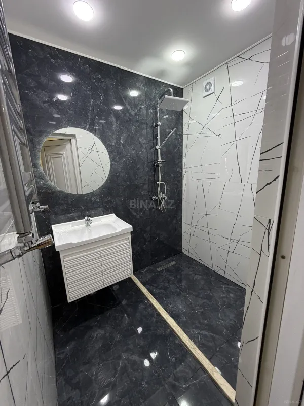 Satılır 2 otaqlı mənzil 65 m²