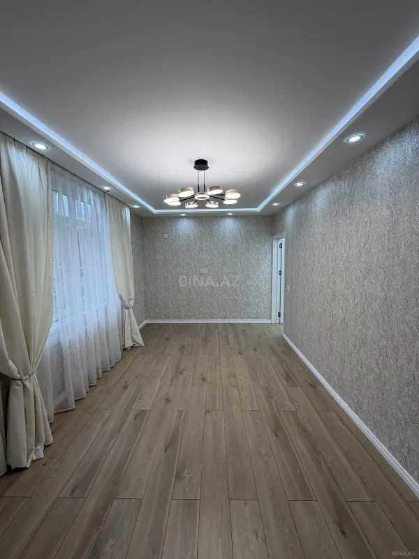 Satılır 2 otaqlı mənzil 65 m²