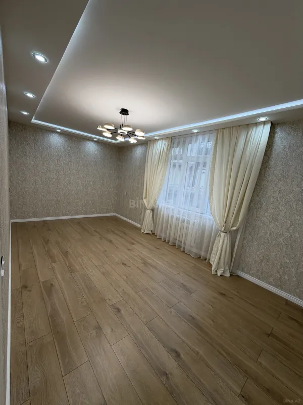Satılır 2 otaqlı mənzil 65 m²