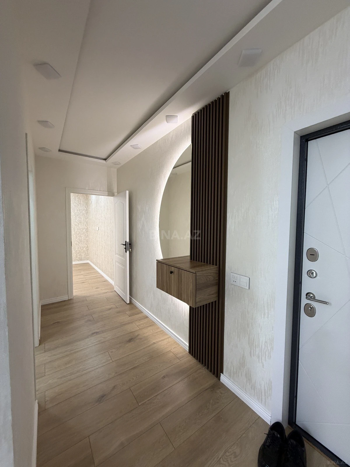 Satılır 2 otaqlı mənzil 65 m²
