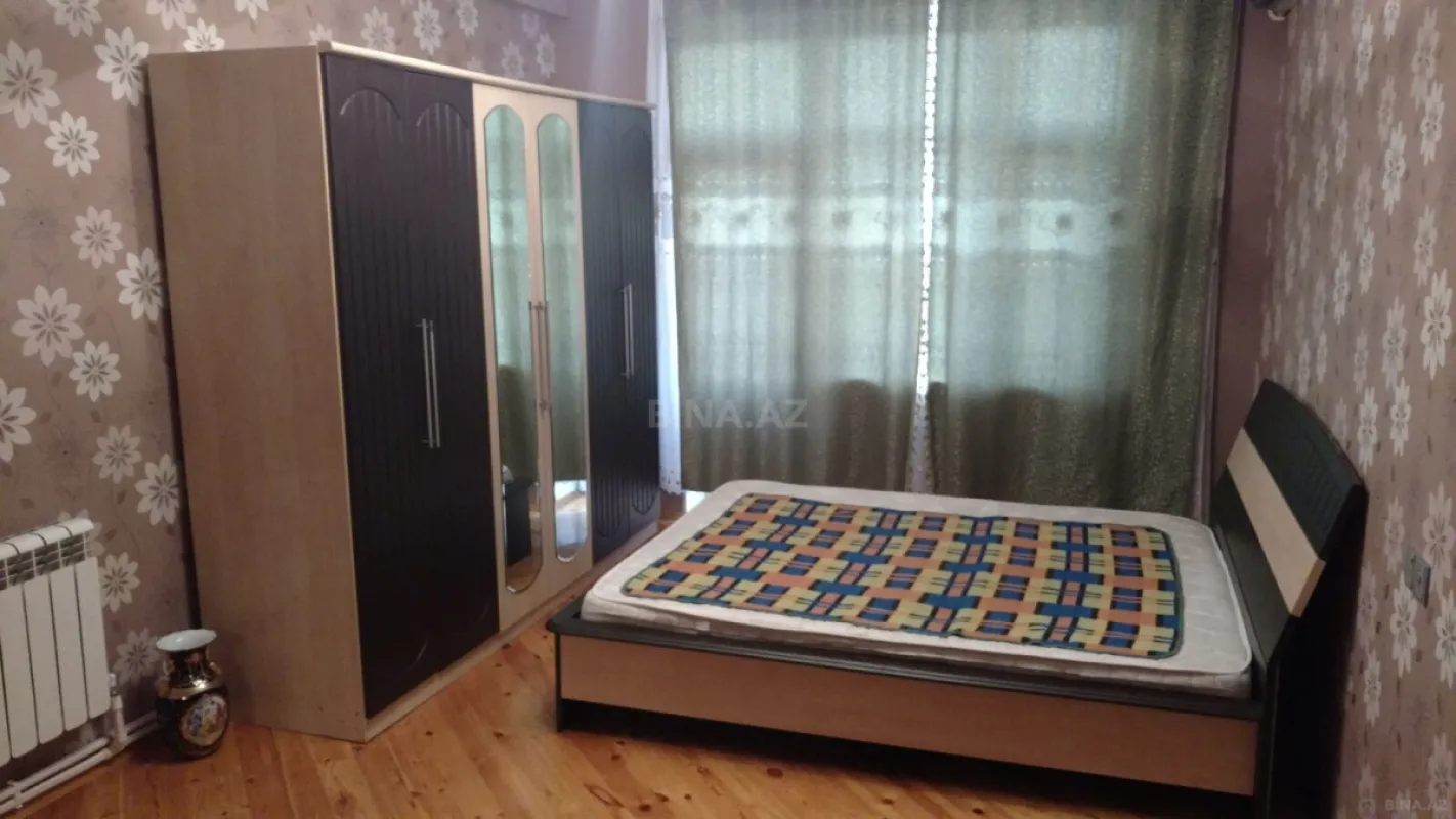 Satılır 2 otaqlı mənzil 70 m²