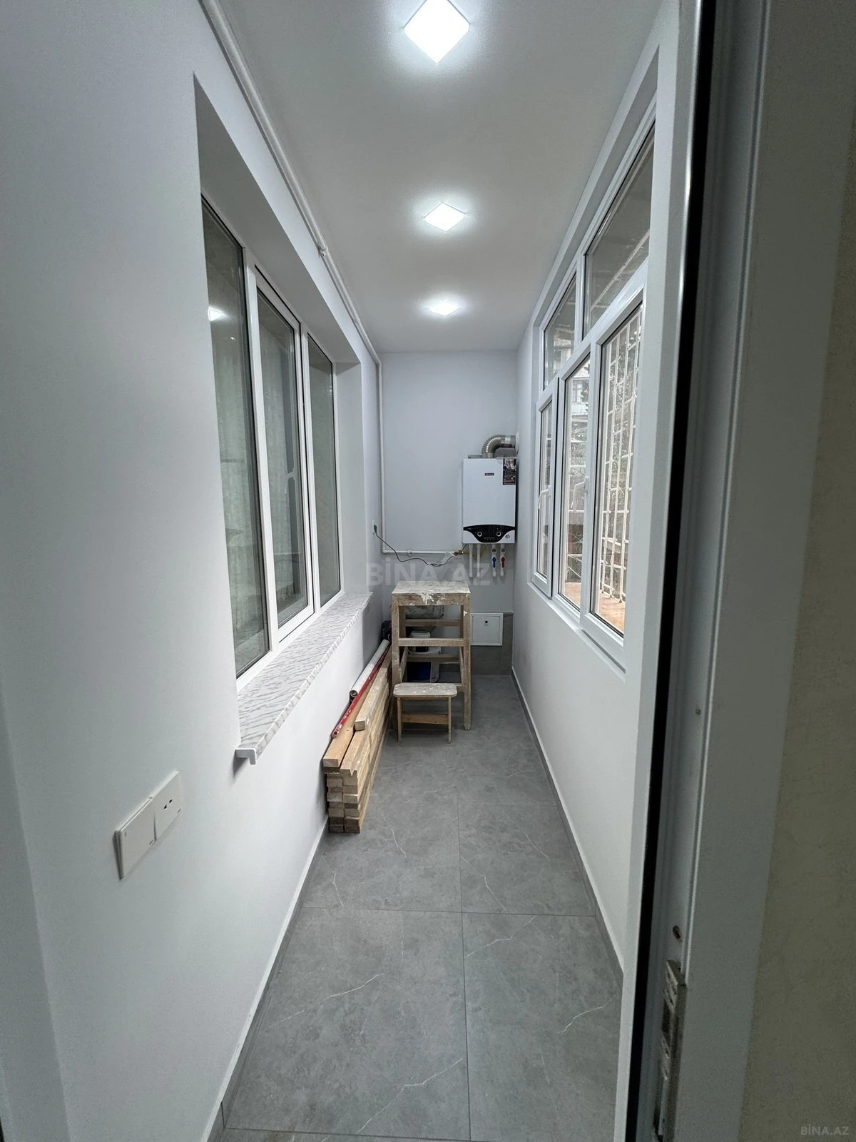 Satılır 2 otaqlı mənzil 65 m²