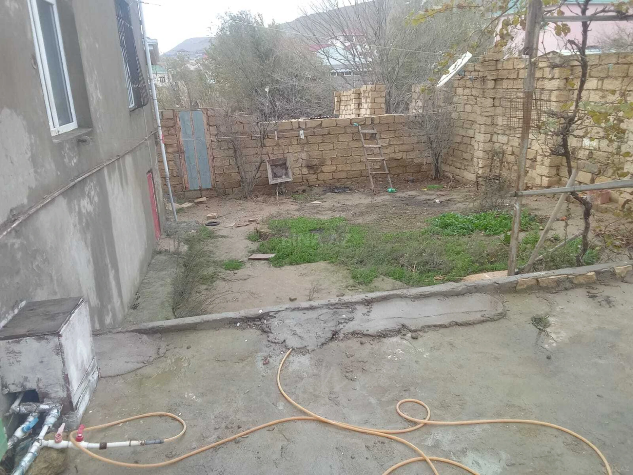 Satılır 3 otaqlı həyət evi 120 m²