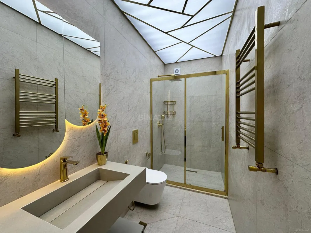 Satılır 3 otaqlı mənzil 91 m²