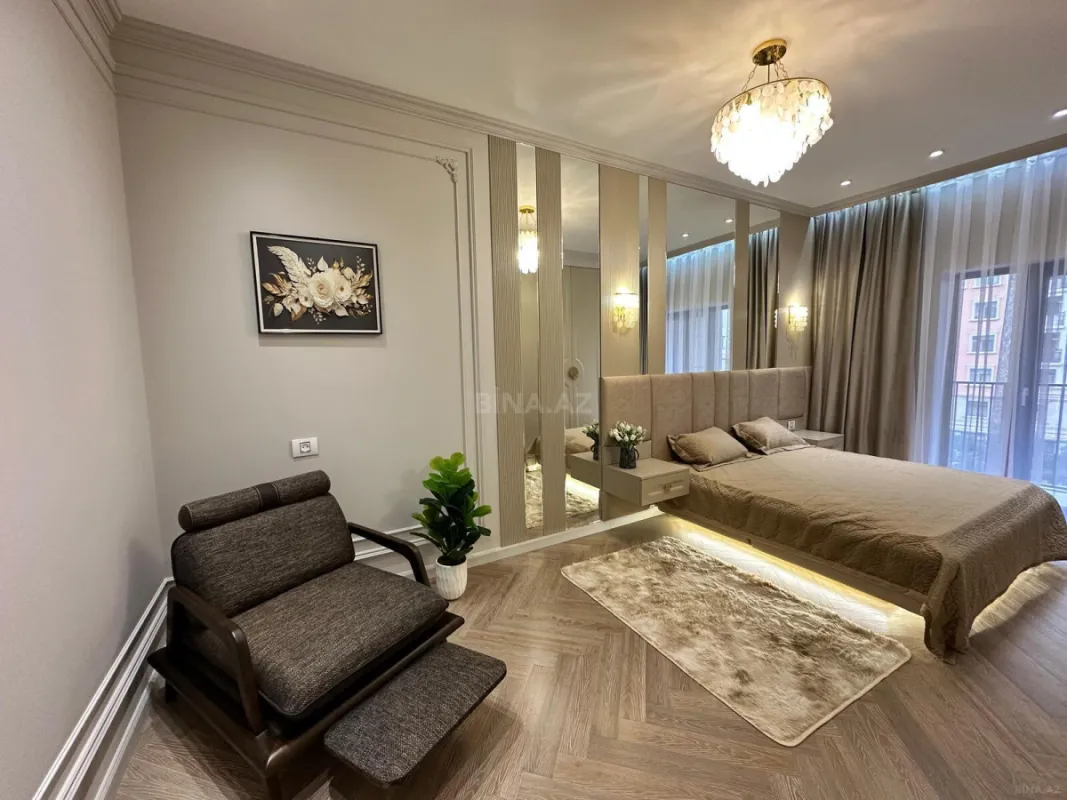 Satılır 3 otaqlı mənzil 91 m²