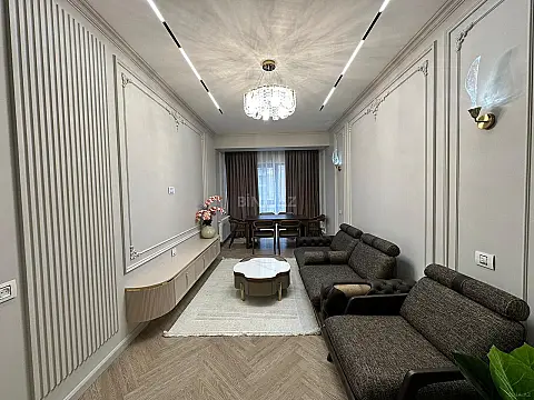 Satılır 3 otaqlı mənzil 91 m²