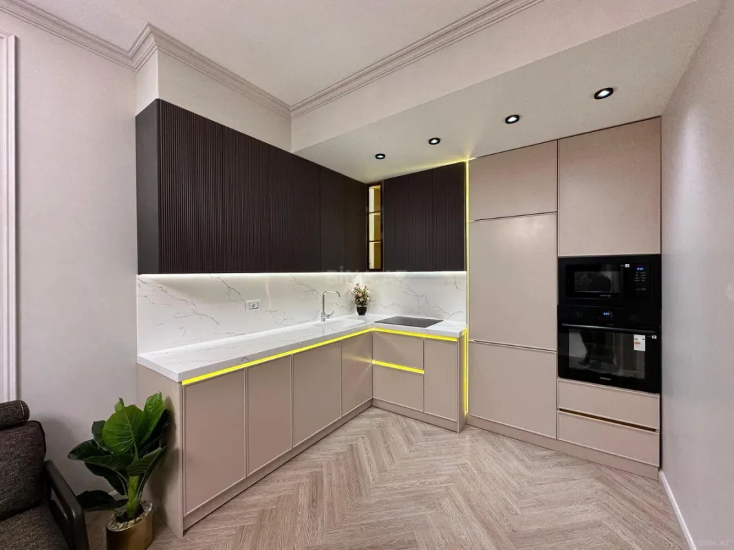 Satılır 3 otaqlı mənzil 91 m²