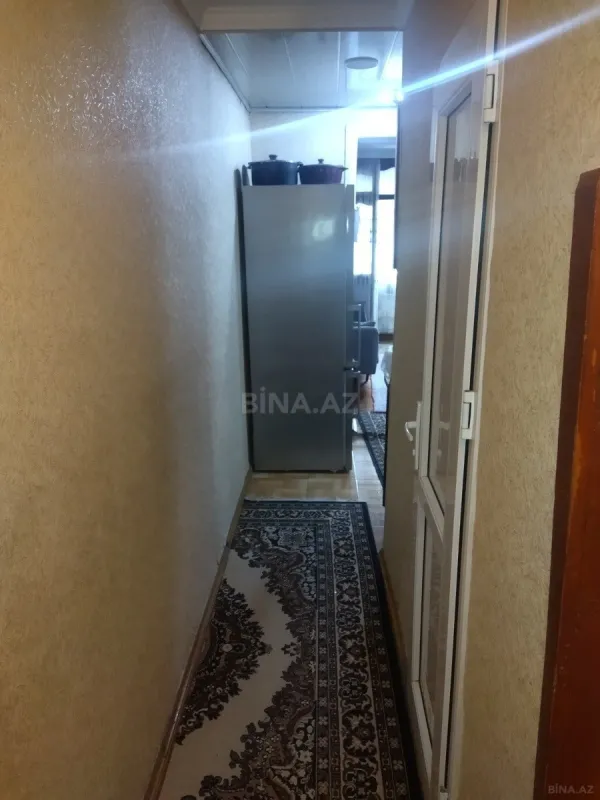Satılır 4 otaqlı mənzil 40 m²