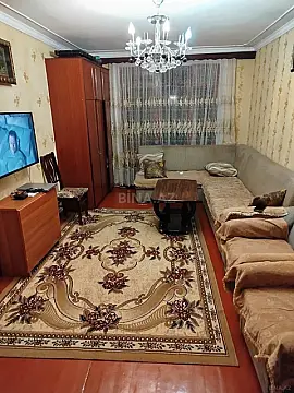 Satılır 4 otaqlı mənzil 40 m²