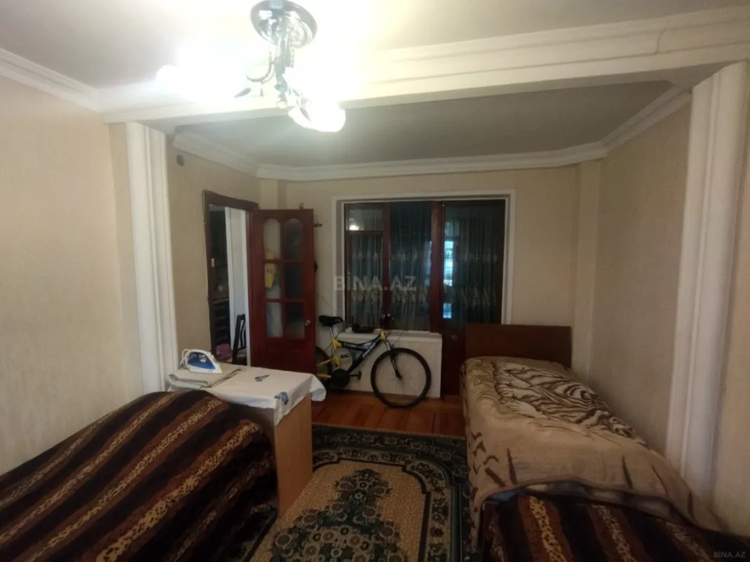 Satılır 4 otaqlı mənzil 40 m²