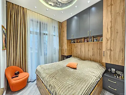 Satılır 2 otaqlı mənzil 48 m²
