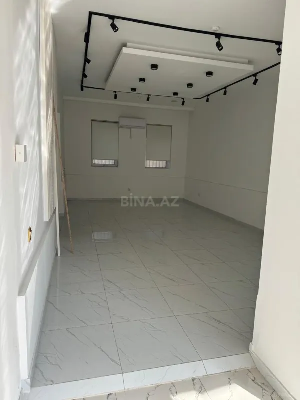 Kirayə verilir 3 otaqlı ofis 110 m²