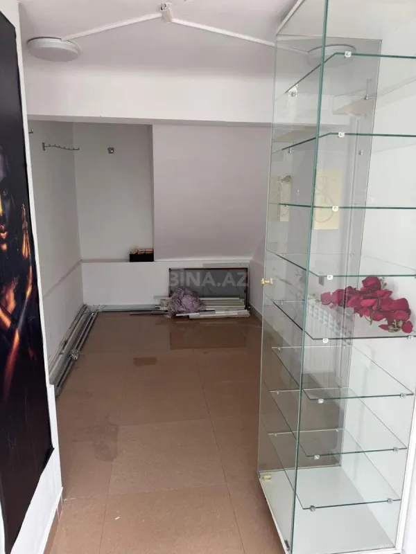 Kirayə verilir 3 otaqlı ofis 110 m²