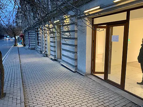 Kirayə verilir 3 otaqlı ofis 110 m² — Bakı, İnşaatçılar 3 otaq 110.00 m²