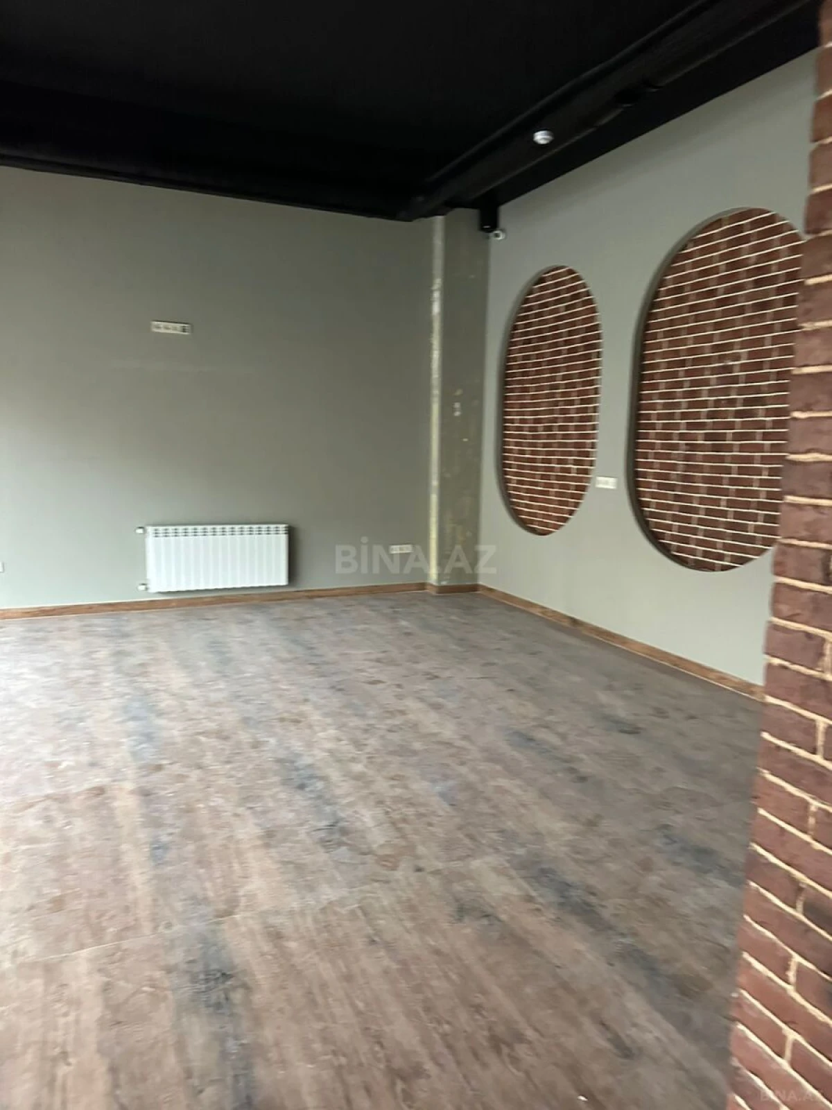 Satılır obyekt 122.8 m²