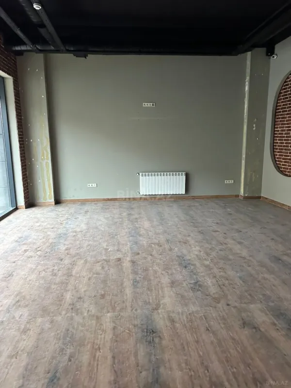 Satılır obyekt 122.8 m²