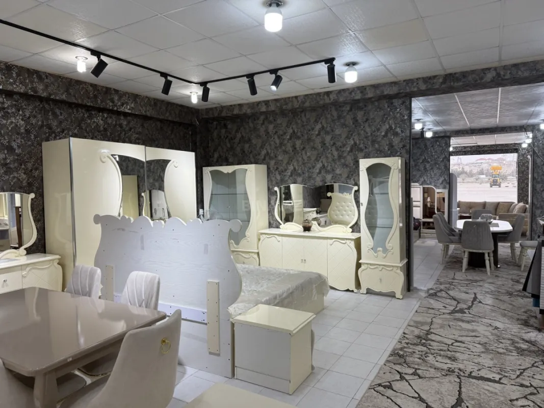 Satılır obyekt 108 m²