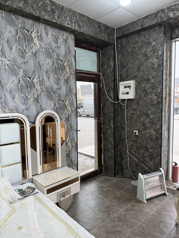 Satılır obyekt 108 m²