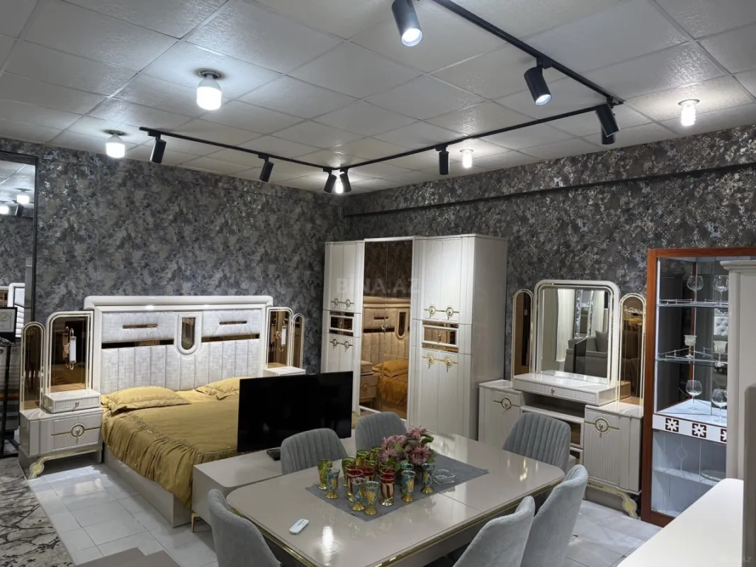 Satılır obyekt 108 m²