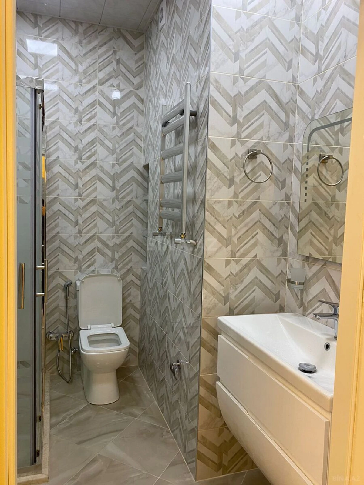 Satılır 3 otaqlı mənzil 68 m²