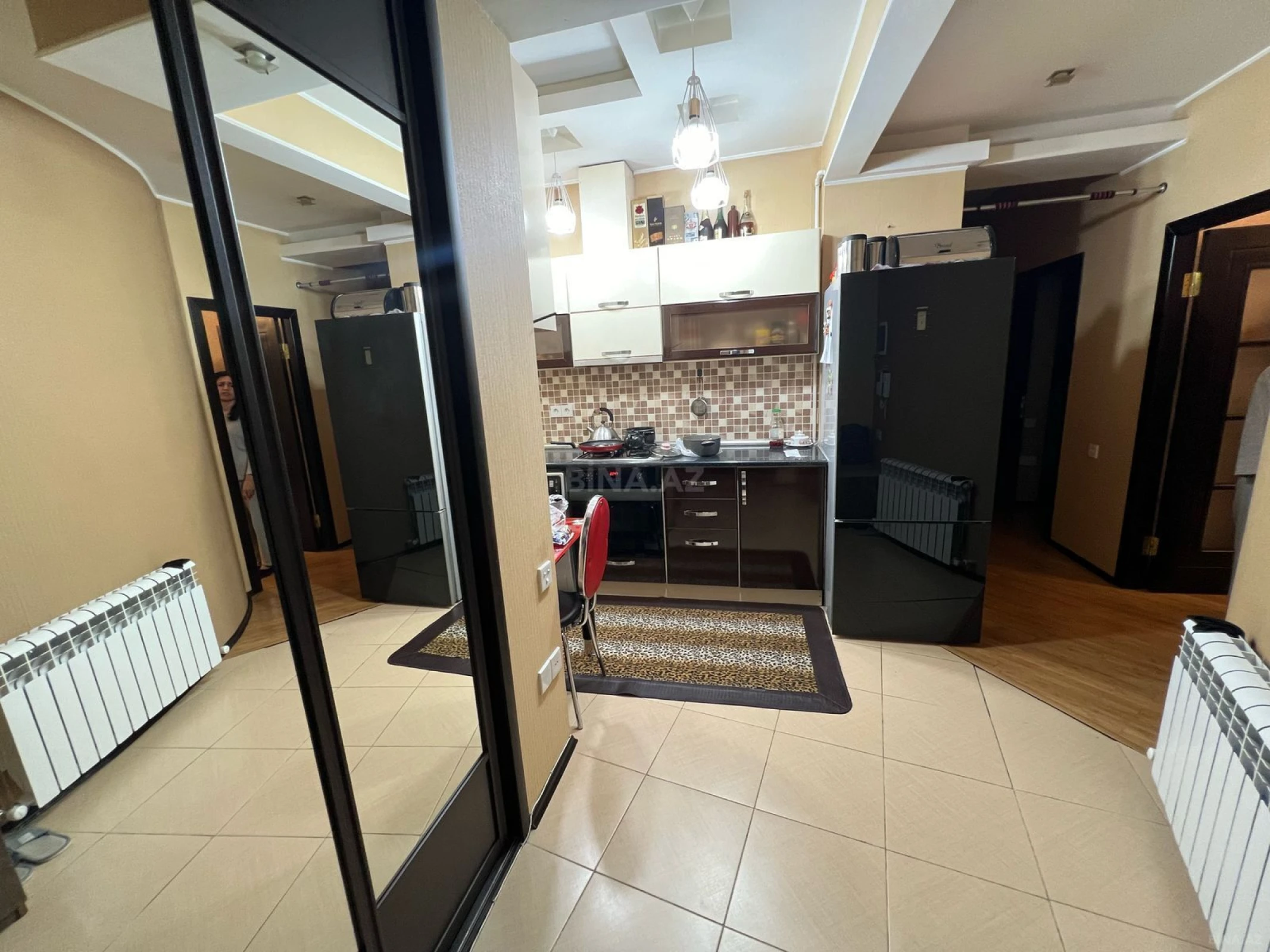 Kirayə verilir 3 otaqlı mənzil 95 m²