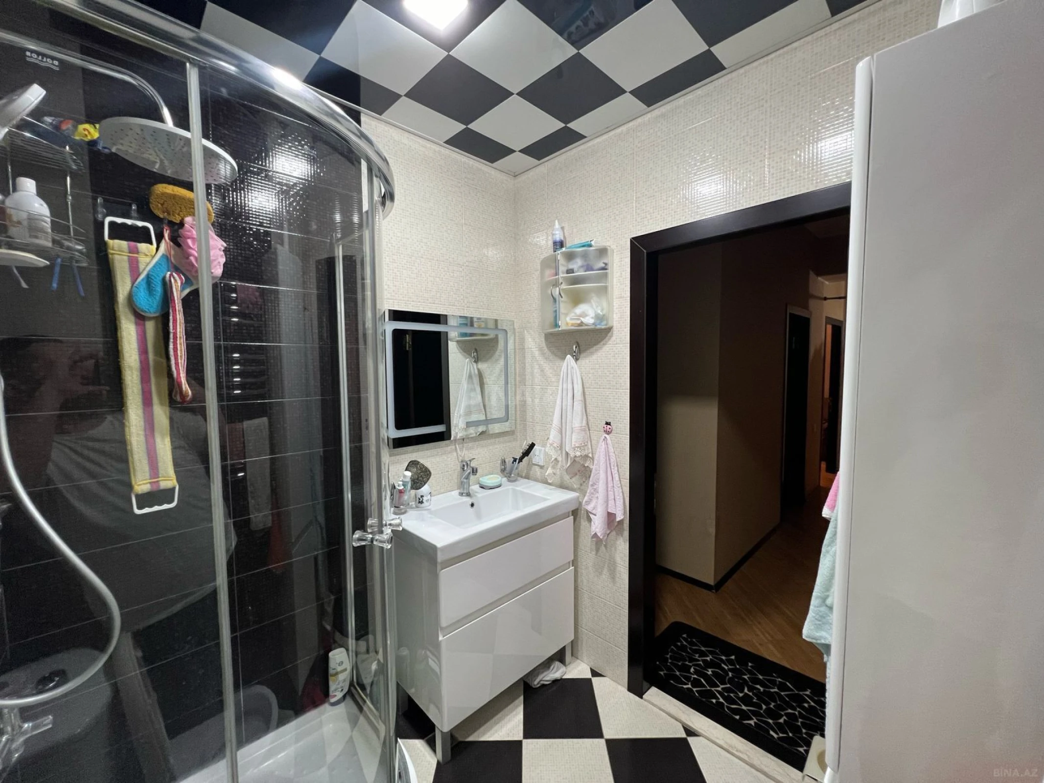 Kirayə verilir 3 otaqlı mənzil 95 m²