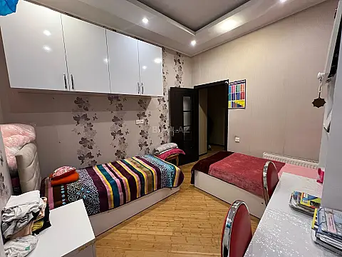 Kirayə verilir 3 otaqlı mənzil 95 m²