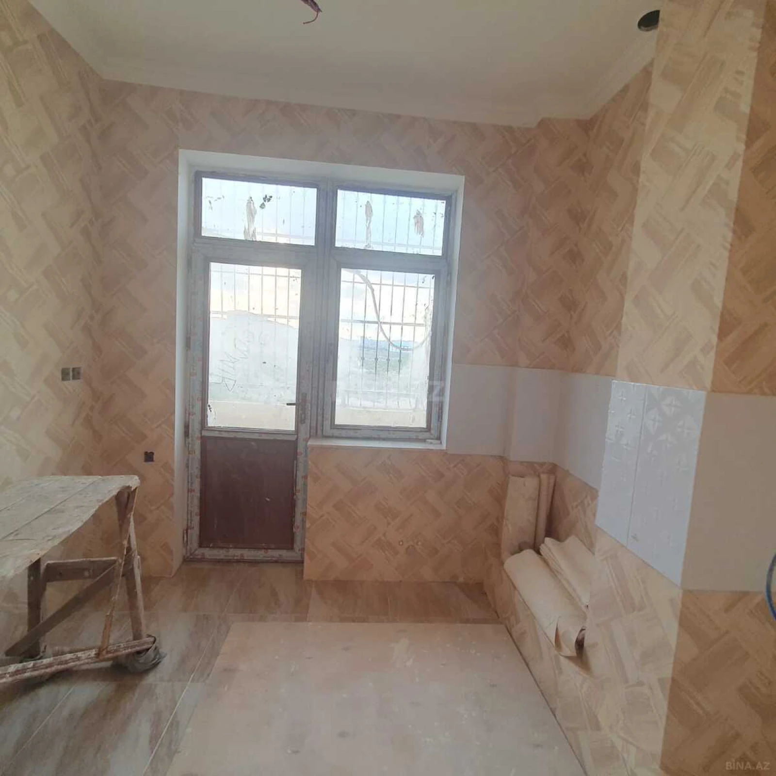 Satılır 2 otaqlı mənzil 42 m²