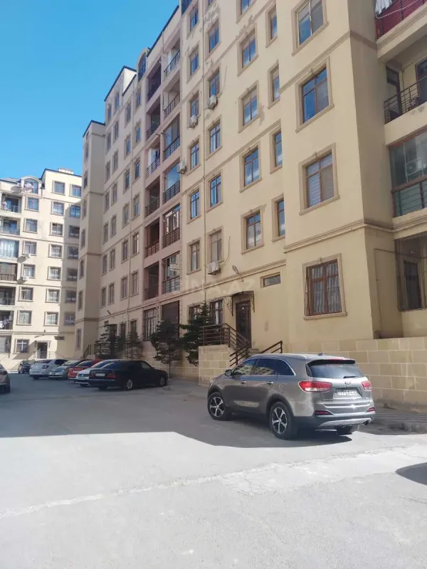 Satılır 2 otaqlı mənzil 42 m²