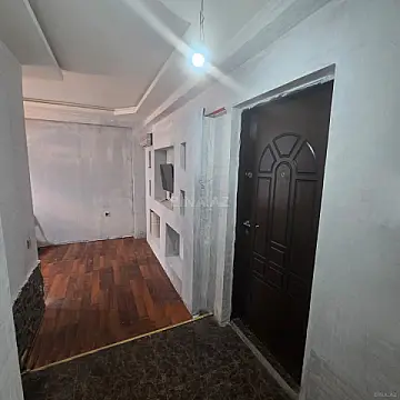 Kirayə verilir 2 otaqlı mənzil 50 m²