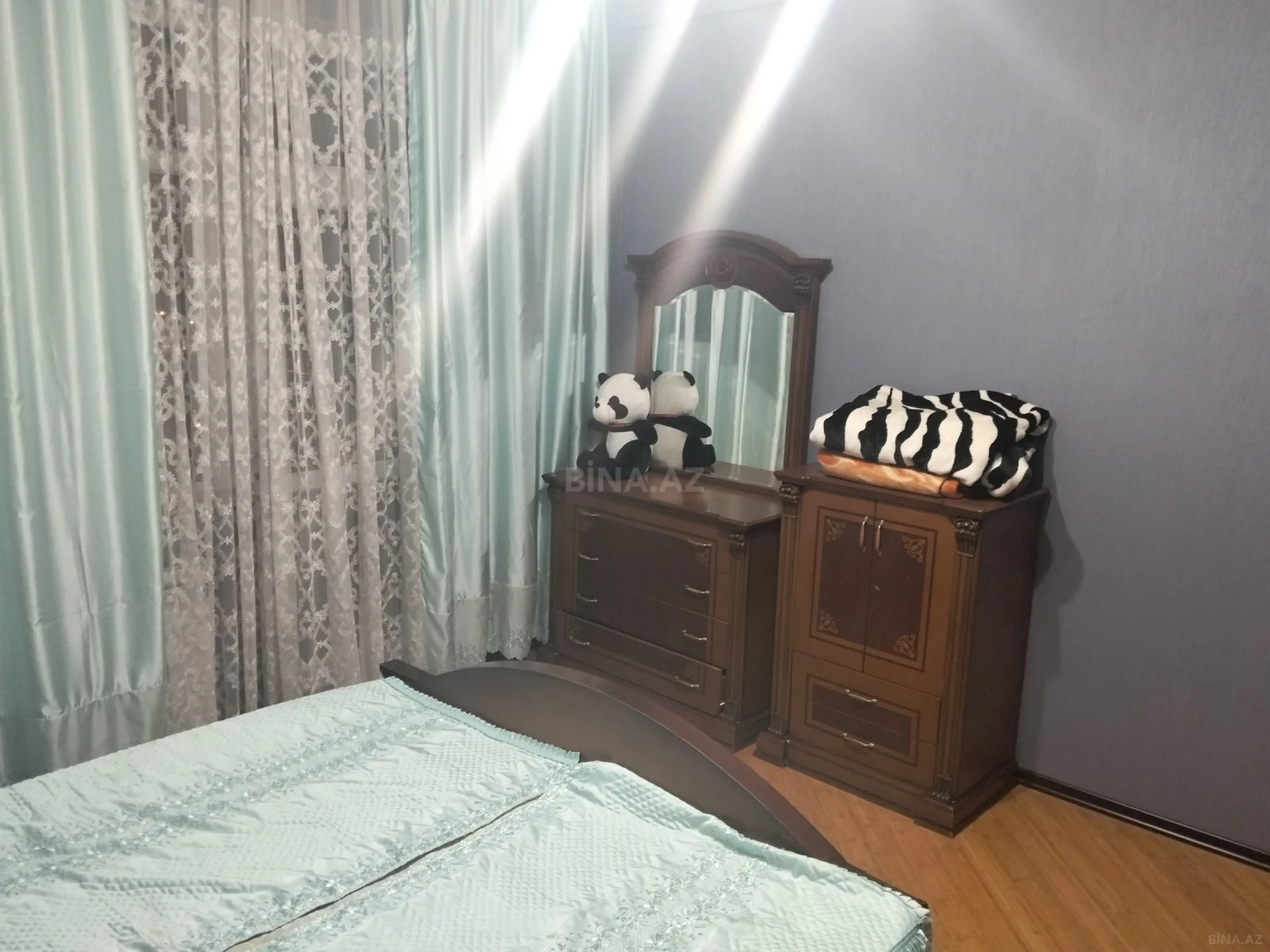 Kirayə verilir 3 otaqlı mənzil 120 m²