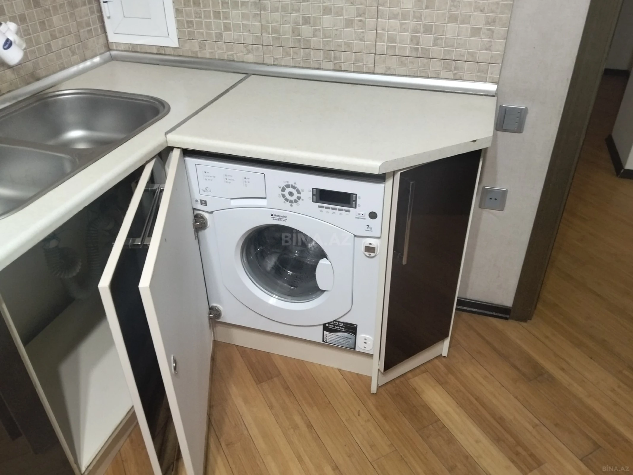 Kirayə verilir 3 otaqlı mənzil 120 m²
